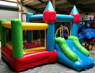 Mini Ball pit Bouncy Castle - Hire price $220 with balls